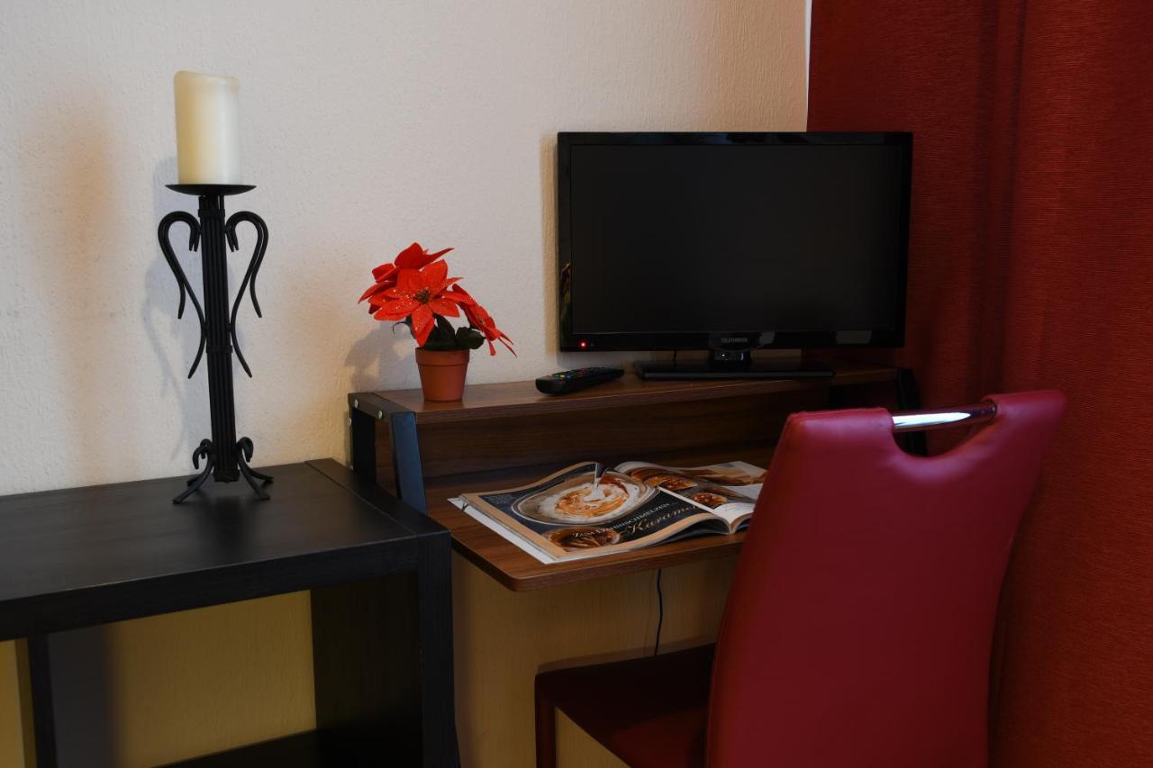 Single Room,1173713793:JPEG