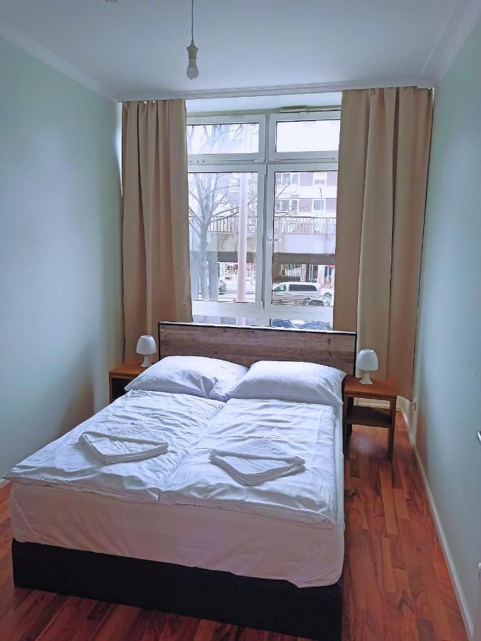 Quarto Duplo com Banheiro Compartilhado