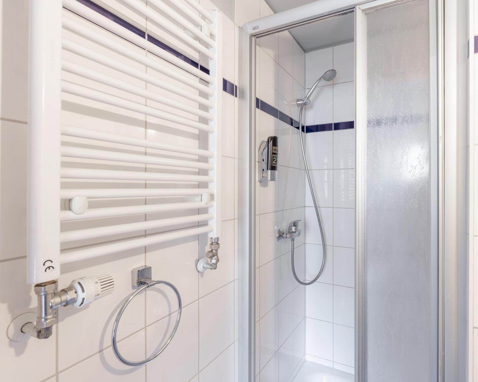 Bett im 8-Bett-Schlafsaal