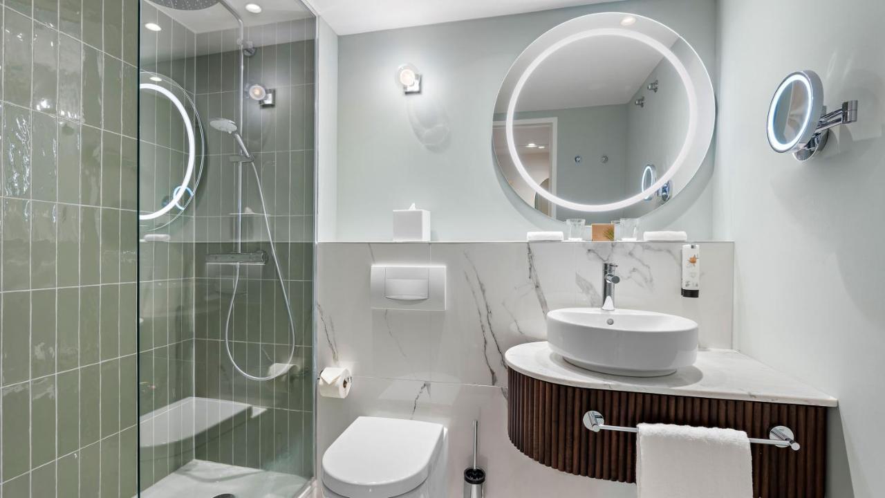 Habitación Doble Deluxe con dos camas individuales