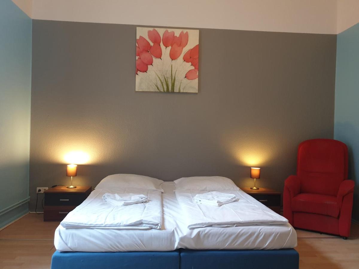 Tweepersoonskamer met Gedeelde Badkamer