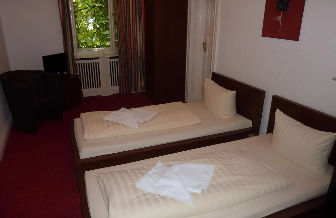 Hotel Pension Kima-1